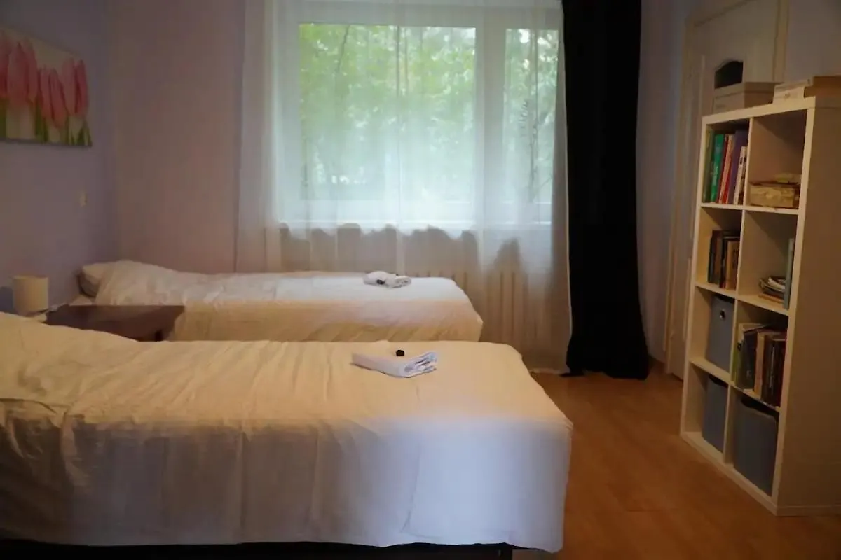 Apartament Parterowy Poznaň 0*,  Polsko